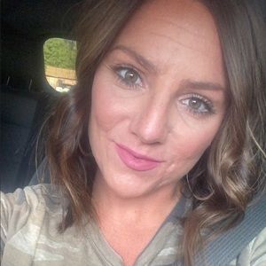 Meet your Posher, Tara